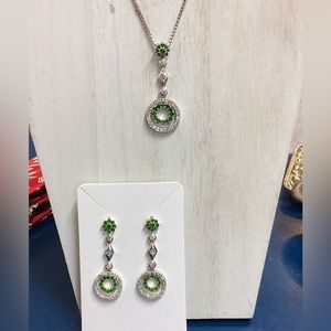 Stunning Sterling Silver Cubic Zirconia 16" Necklace & Dangle Earrings Thailand